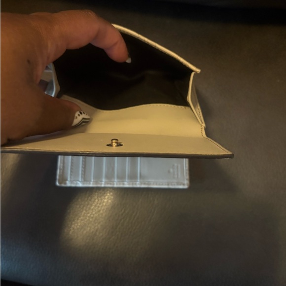 Gucci Beige Wallet - Picture 6 of 6